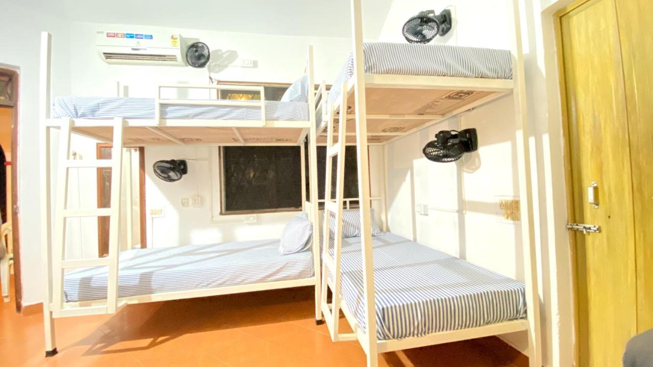 Mitra Hostel 瓦加托 外观 照片