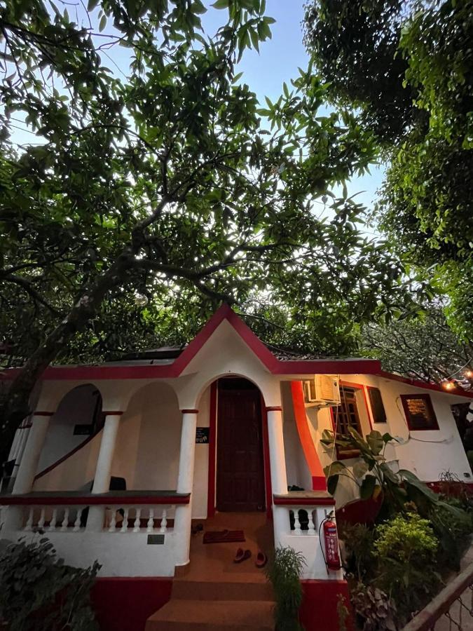 Mitra Hostel 瓦加托 外观 照片