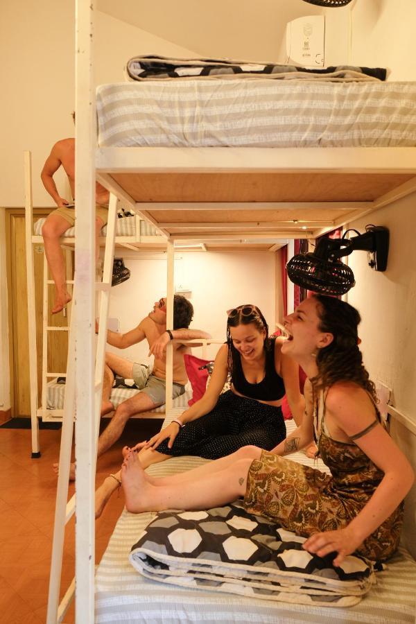 Mitra Hostel 瓦加托 外观 照片