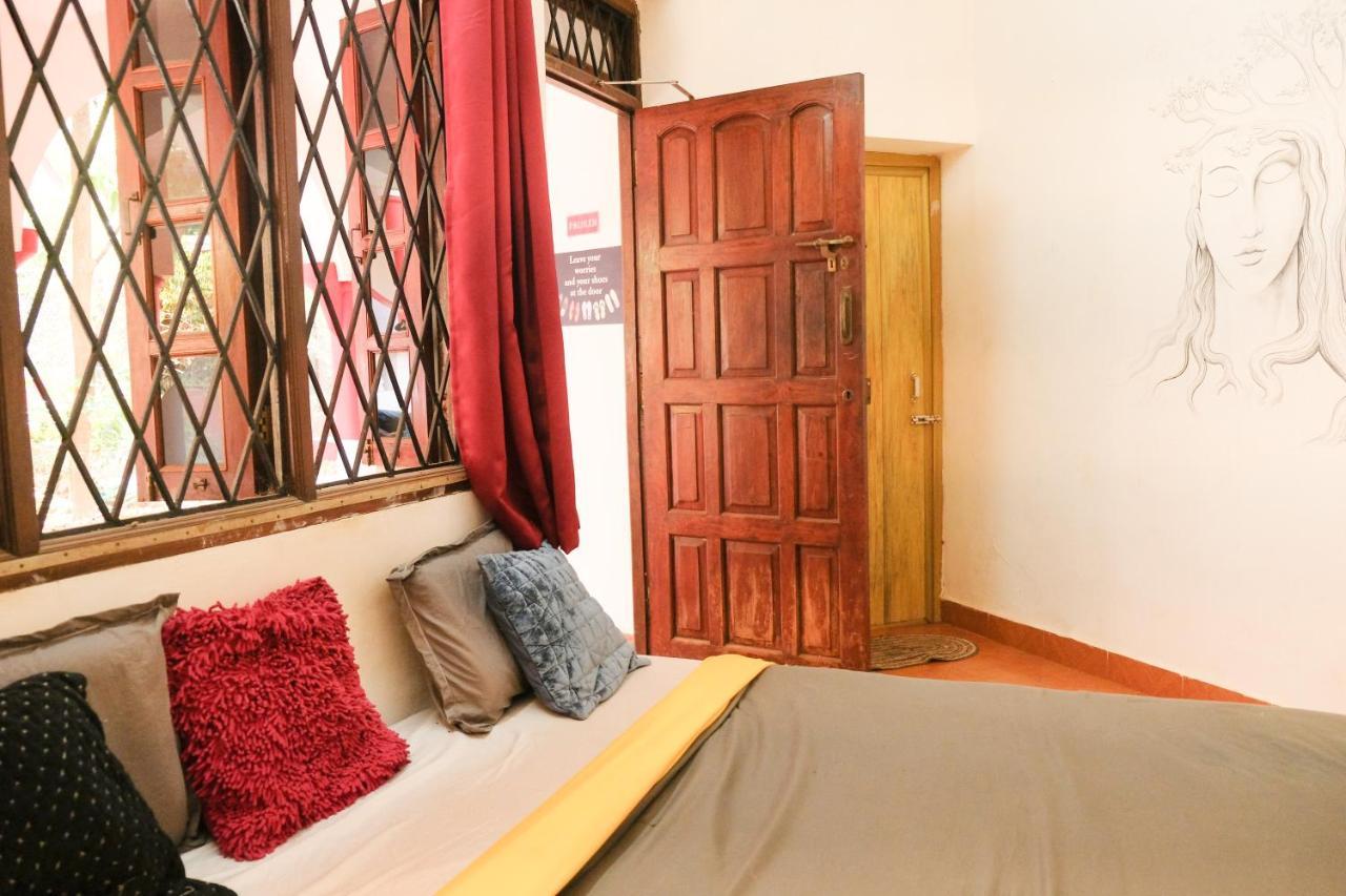 Mitra Hostel 瓦加托 外观 照片