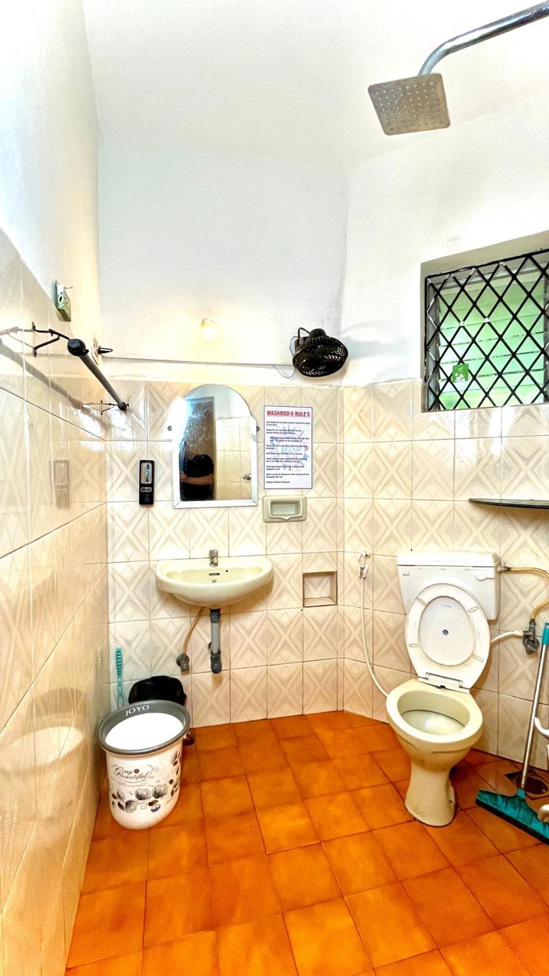 Mitra Hostel 瓦加托 外观 照片